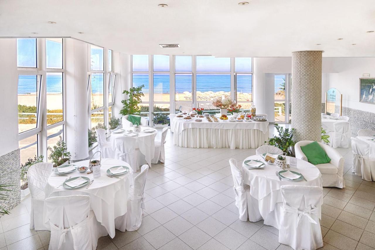 Hotel Mida Scoglitti Exteriör bild