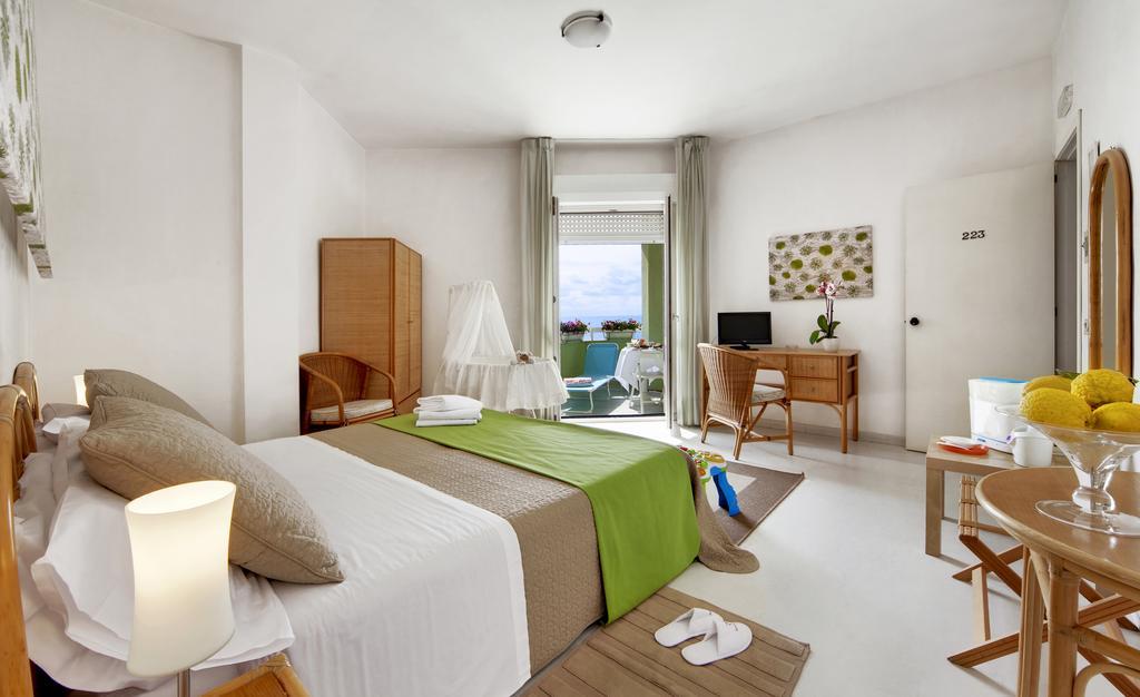 Hotel Mida Scoglitti Exteriör bild